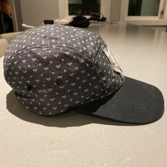 Good and Evil Hat - Picture 3 of 5